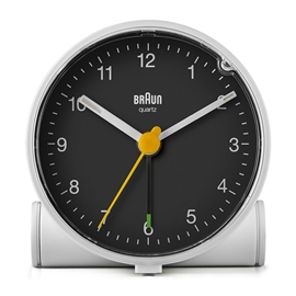 Braun BC01WB analogt vækkeur med lys og snooze, hvid/sort